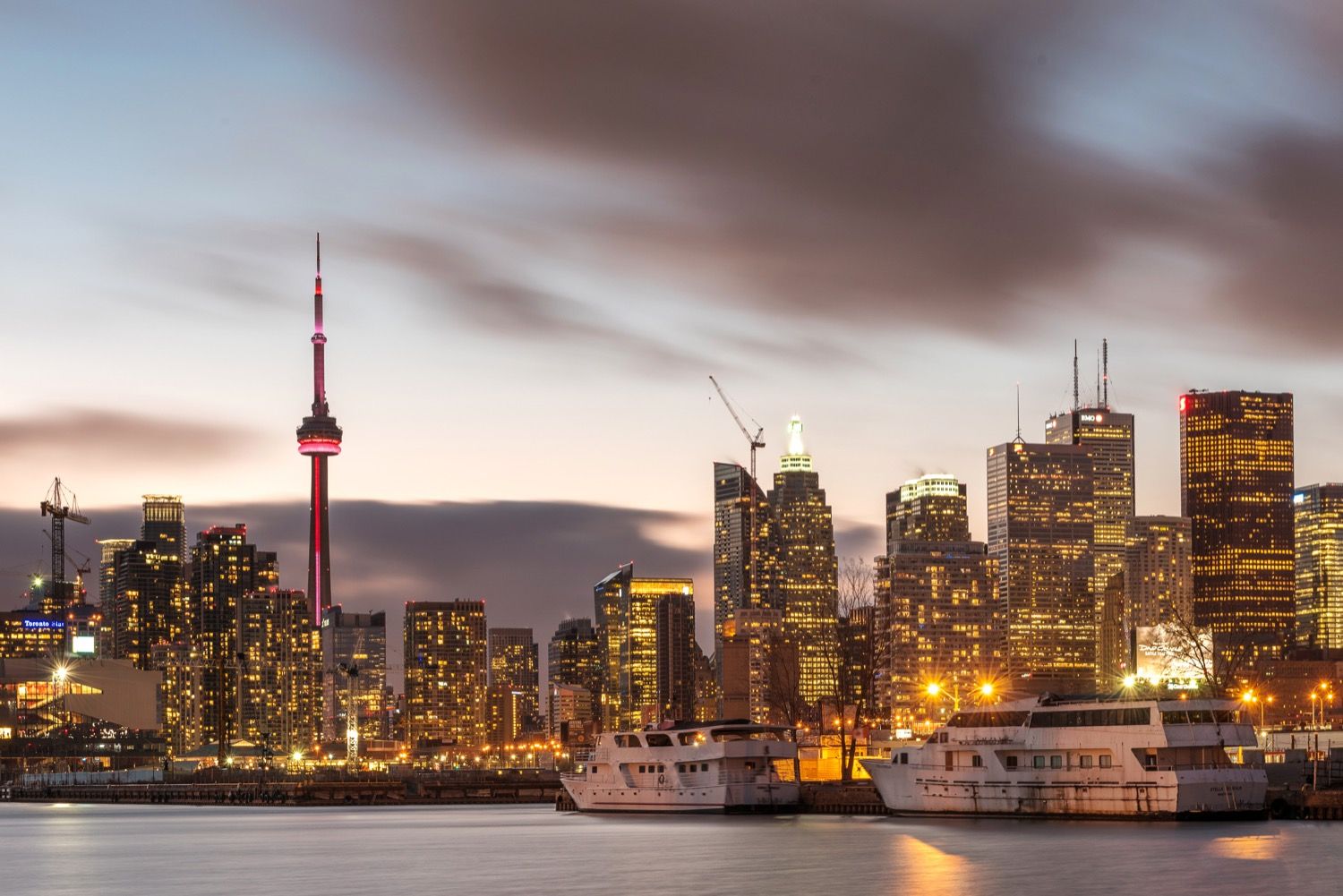 15 Best Airbnbs in Toronto